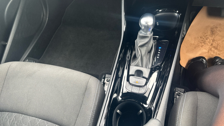 Toyota C-HR 1.8 Hybrid Design 5dr CVT Hybrid Hatchback